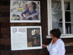 Czyby "Ciotka Bueckula" zamierzaa uczy si gry na gitarze?